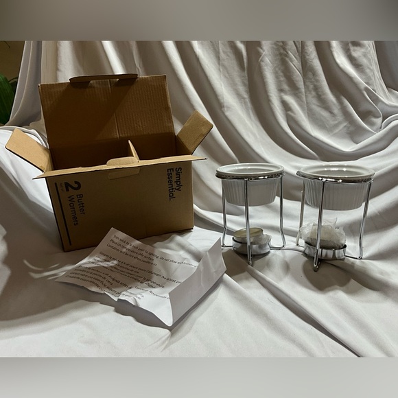 New in Box Simply Essential Butter Warmers Tea Light included as well as Papers - Picture 6 of 6